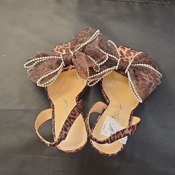 BRAND NEW  BLUE BY  BETSEY JOHNSON FAWN LEOPARD PEARL BOW HIGH HEEL SANDAL - Picture 6 of 16